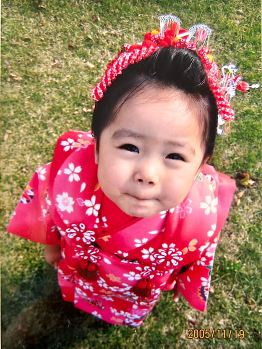 3歳！太陽がまぶしかったんだろうなあ