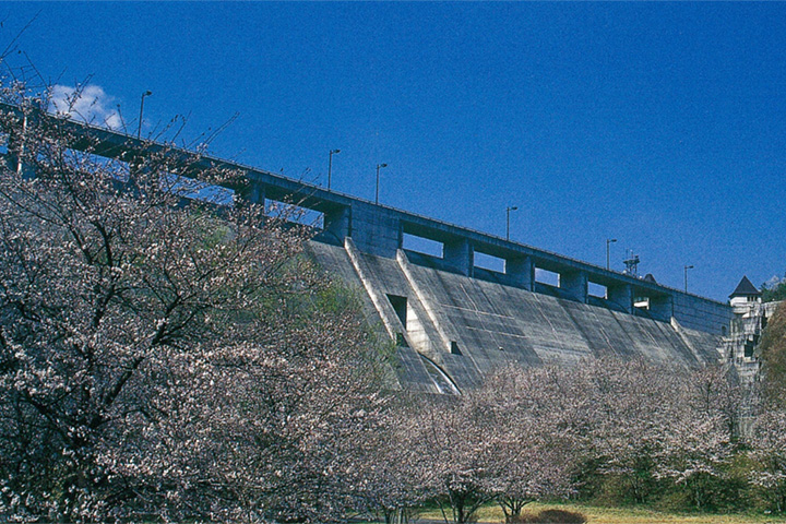 八塔寺川ダム（備前市）