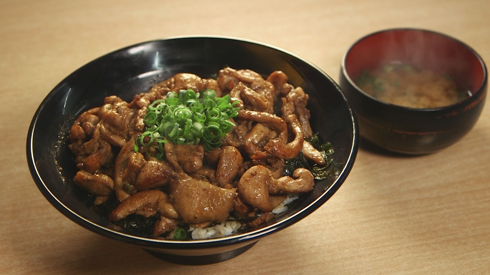 かしわバター丼（並）