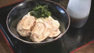 鶏チャー葱油炙（あぶりゃー）うどん