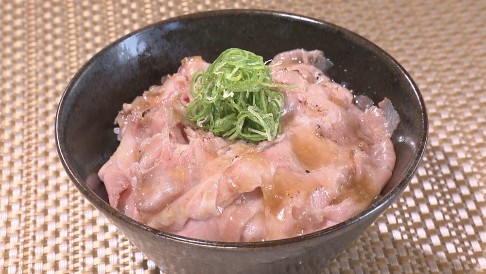 お肉ご飯