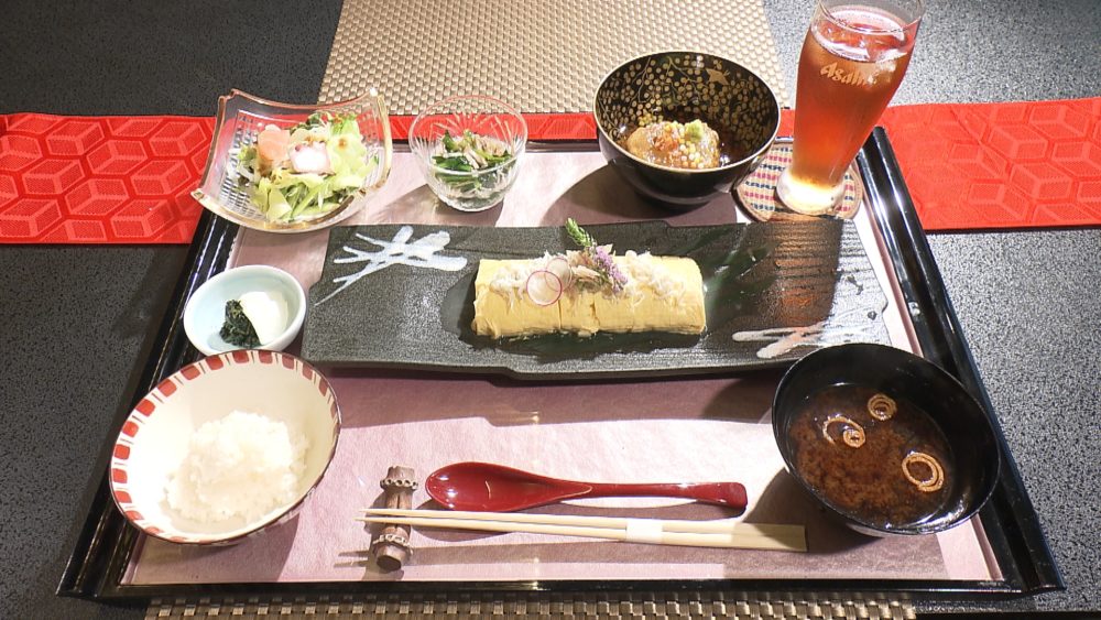 黄ニラとシラスのだし巻き御膳