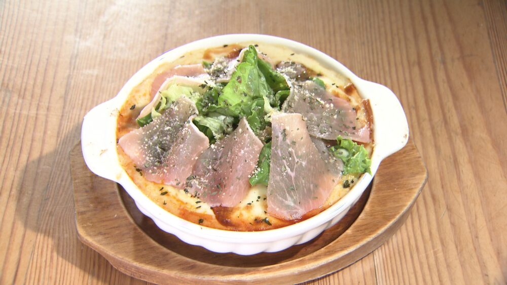 花畑牧場のモッツァレラチーズと生ハムのドリア