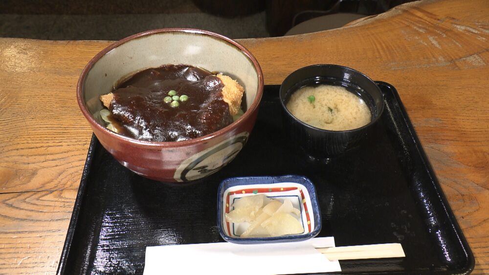 ドミグラスソースカツ丼（ロース）